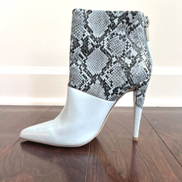Baby Blue Snakeskin Booties - Picture 3 of 6